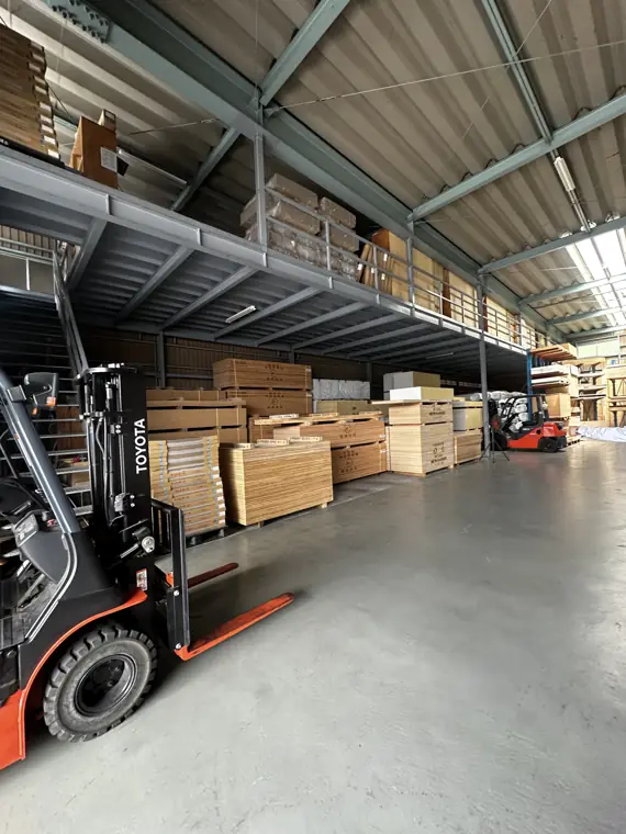 Warehouse · shipment preparation 10